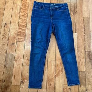 Old Navy Women’s High-Waisted Rockstar Super-Skinny Jeans, Size 14